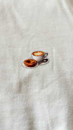 T-shirt 'Koffie & pastel'